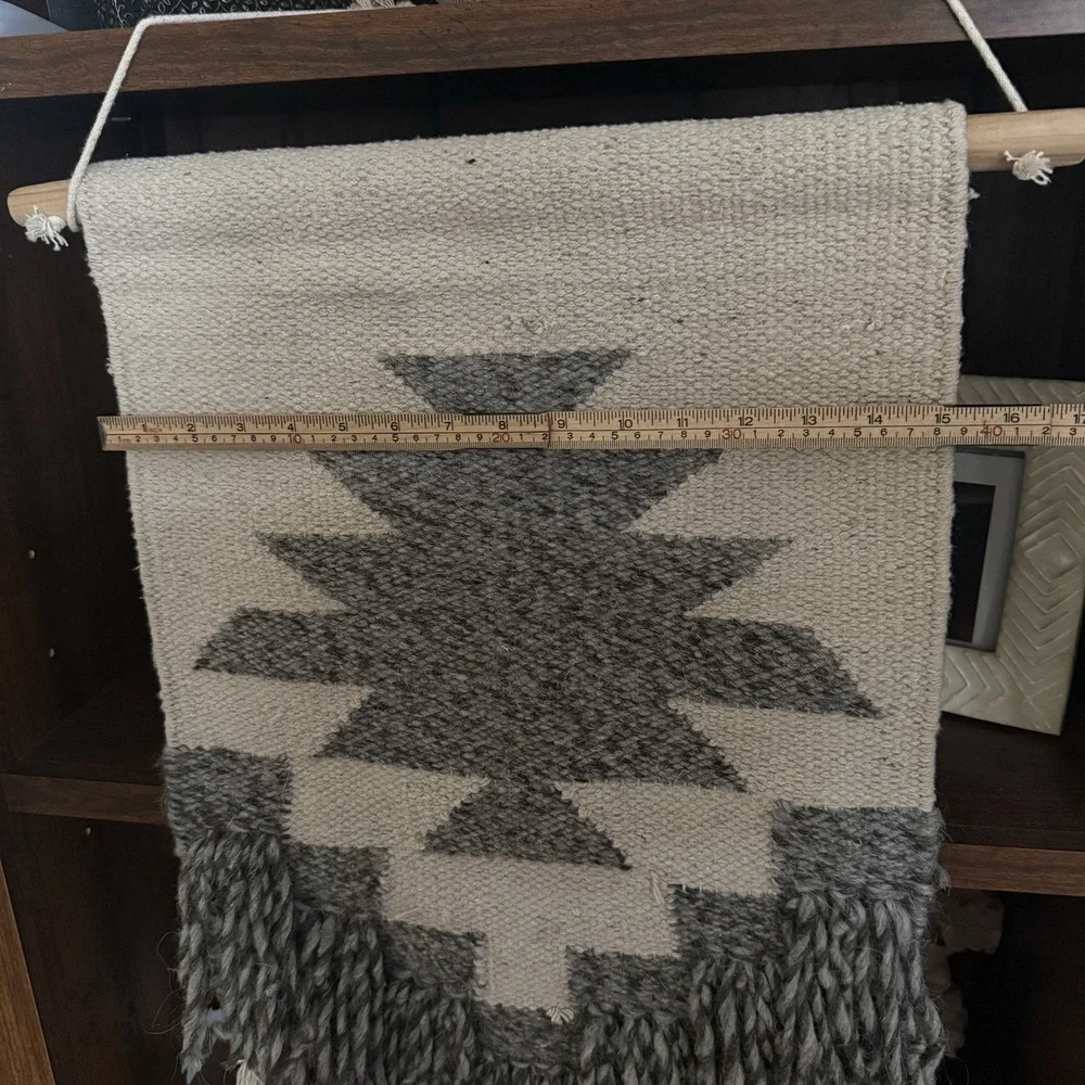 Restoration‎ Hardware 15x24 Aztec Wall Tapestry Boho Southwestern Neutral Wool
